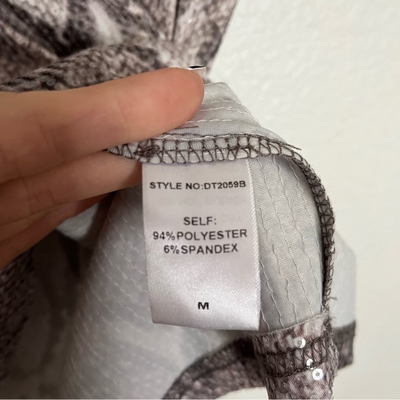 Fashion Nova Take Your Chances Shirt Dress - Picture 4 of 6